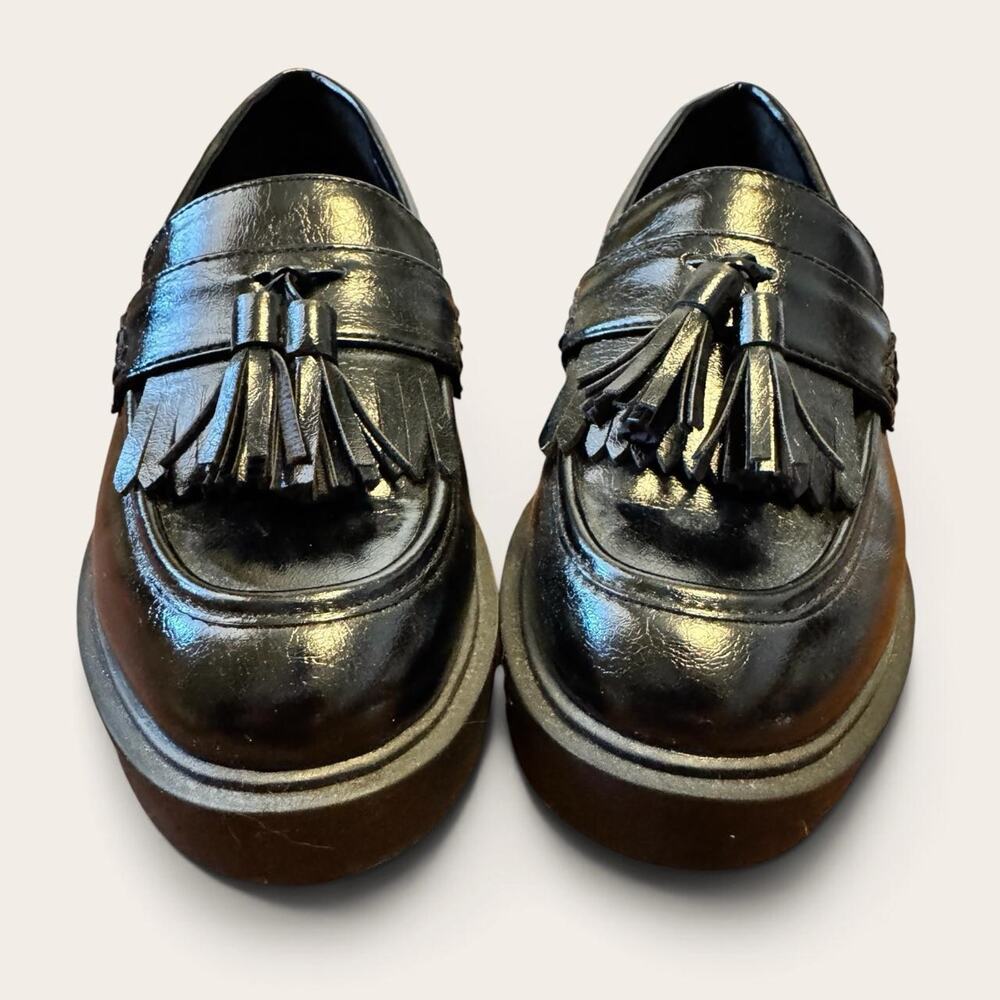 Steve madden black leather tassel